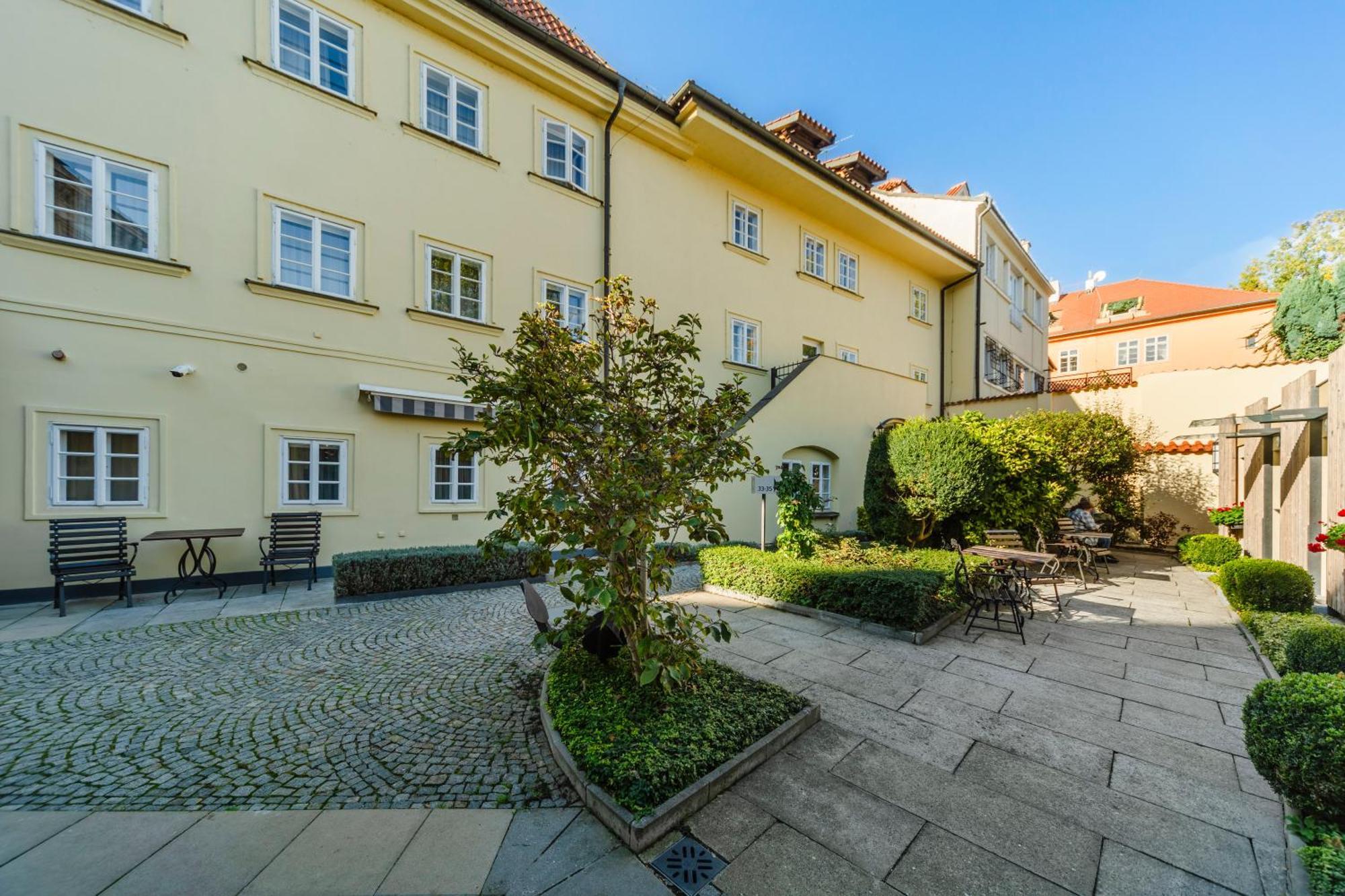 Archibald At The Charles Bridge, Prague